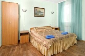 Люкс, База отдыха Подсолнухи, Кормиловка