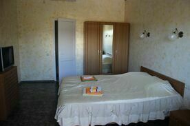 Полулюкс, Гостевой дом На Солнечной, Поповка