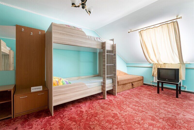 Бюджетный № 12 этаж 4