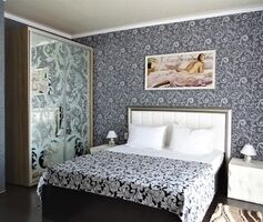 Комфорт 3-местный 2-комнатный вид на море (основной корпус), Гостевой дом Ле-ди, Саки