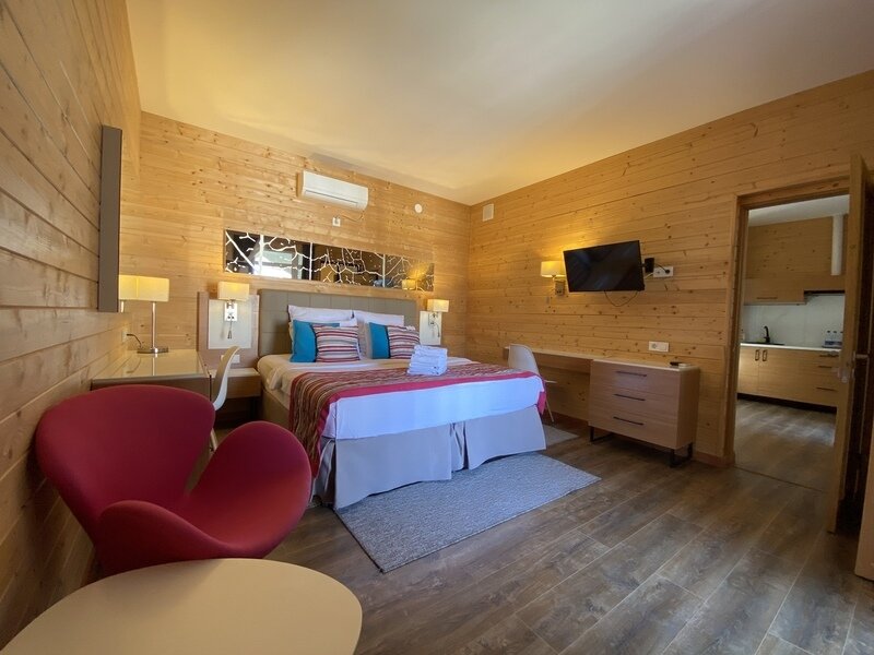 Апартаменты 4-местный 2-комнатный (2 спальни)