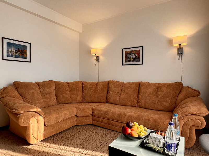 Люкс 4-местный 2-комнатный (2 спальни)