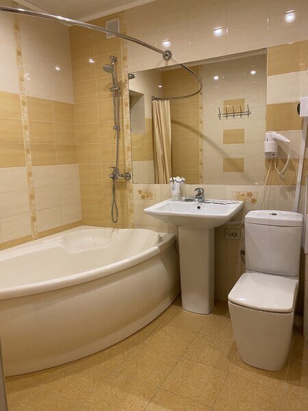 Люкс 4-местный 2-комнатный (2 спальни)