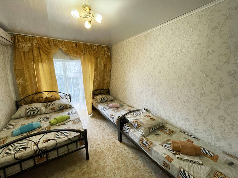 Стандартный 4-местный (с террасой)