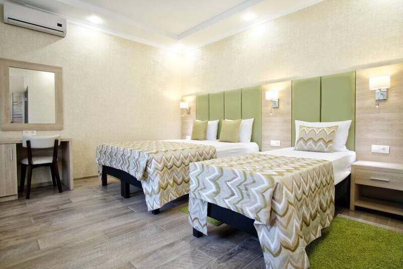 Стандартный 3-местный (Улучшенный, 1 этаж)