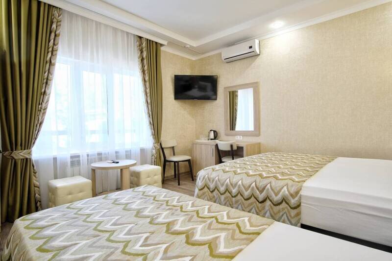 Стандартный 3-местный (Улучшенный, 1 этаж)