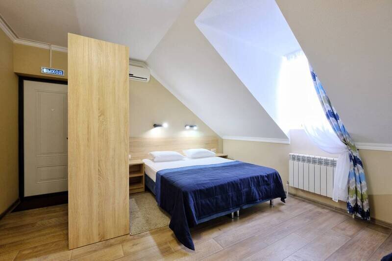 Стандартный 3-местный 1-комнатный (2 этаж)