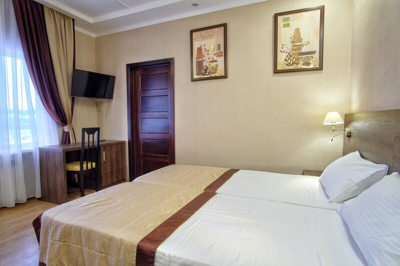 Стандартный 4-местный 2-комнатный (Улучшенный, 1 этаж)