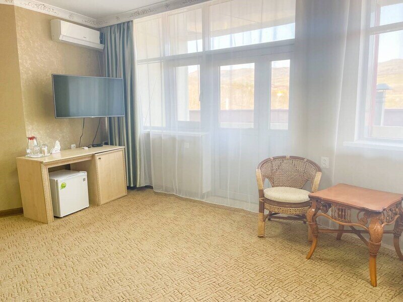 Люкс 3-местный 2-комнатный