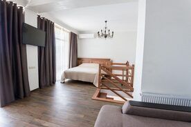 Коттедж 4-местный, Гостевой дом Sky Cliff, Утес