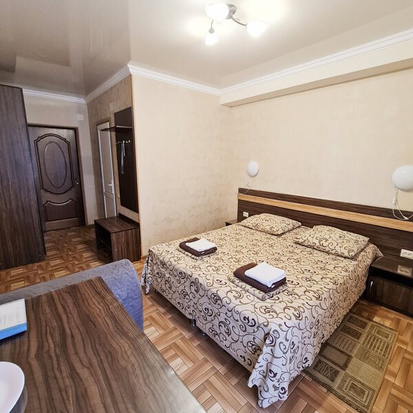 Стандартный 2-местный (с балконом и доп.местом)