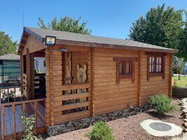 Коттедж beachfront, Гостевой дом Место Отдыха Берлога, Каменск-Шахтинский