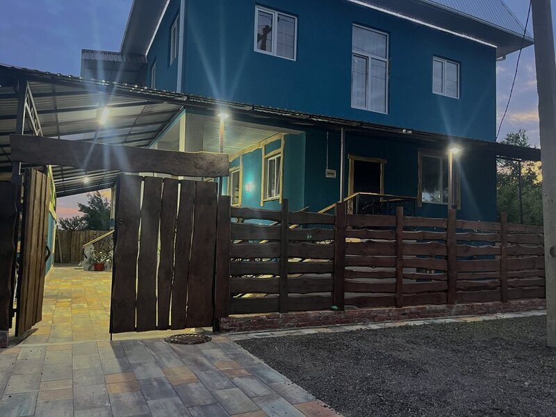 Гостевой дом Белый замок, Миллерово, Ростовская область