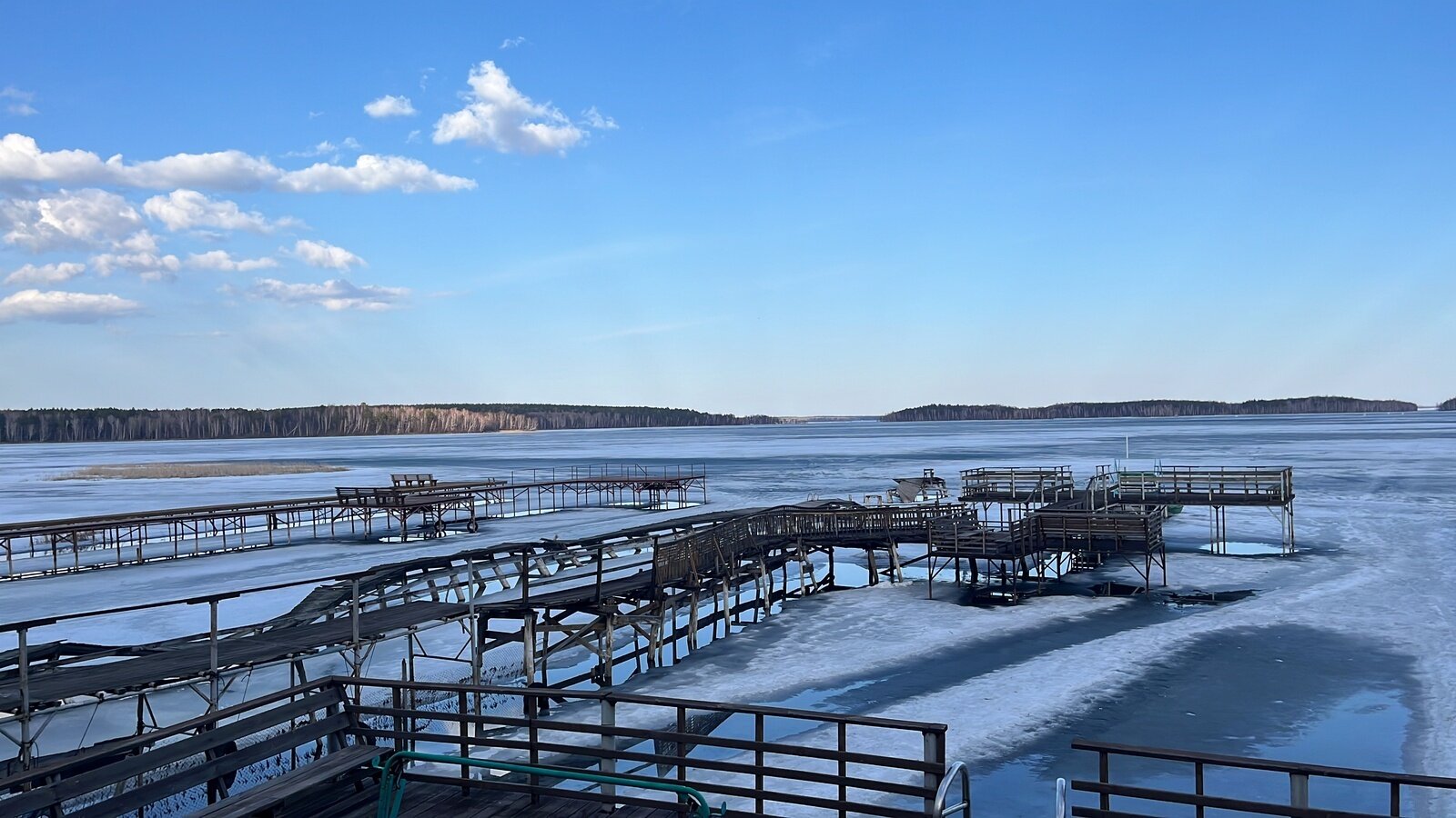 Фото 6 из отзыва о гостевом доме Замок на озере Увильды