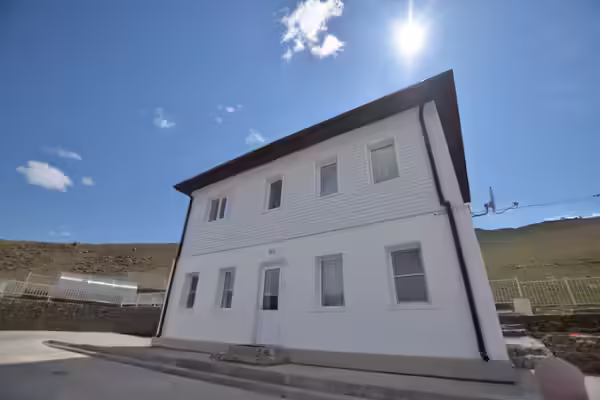 Гостевой дом Усадьба Белая (бывшая база отдыха Усадьба Белая), Иркутская область, поселок Сахюрта Иркутск