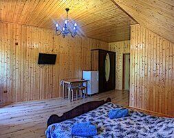 Двухместный номер Standard мансарда двуспальная кровать, Гостевой Дом Два Брата, станица Даховская