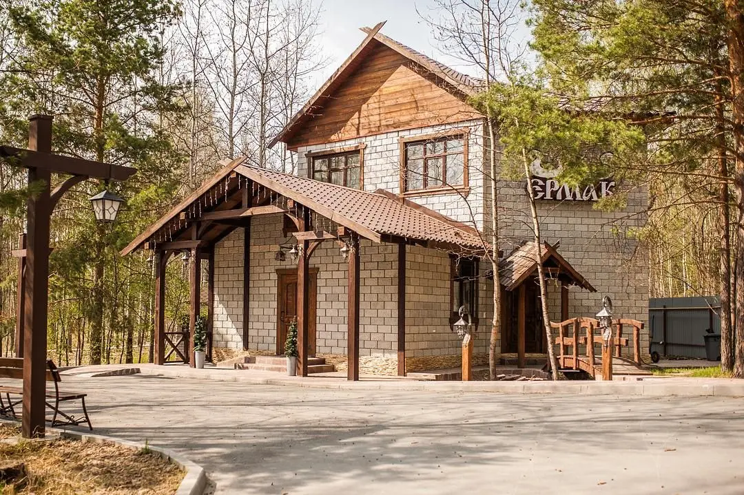 Загородный клуб Ермак, Салаирский тракт, Тюменская область