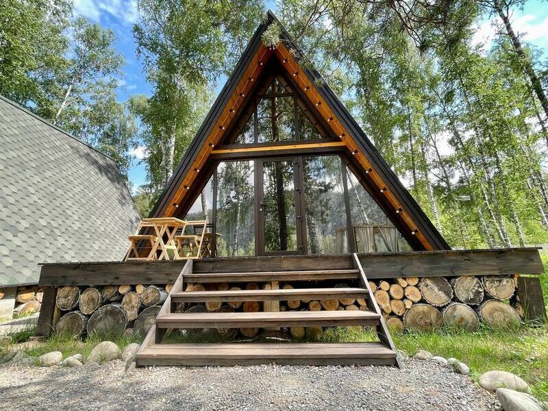 База отдыха Golden time (Голден тайм), Горный Алтай (Республика Алтай), Манжерок 