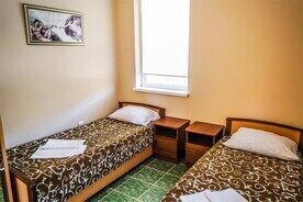 Улучшенный 2-местный коттедж 2, Курортный комплекс Садко, Новомихайловский