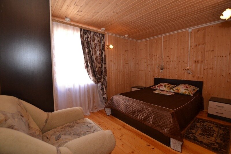 Домик 4-местный 2-комнатный (ПК)