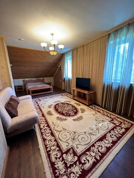 Студия Рейчел