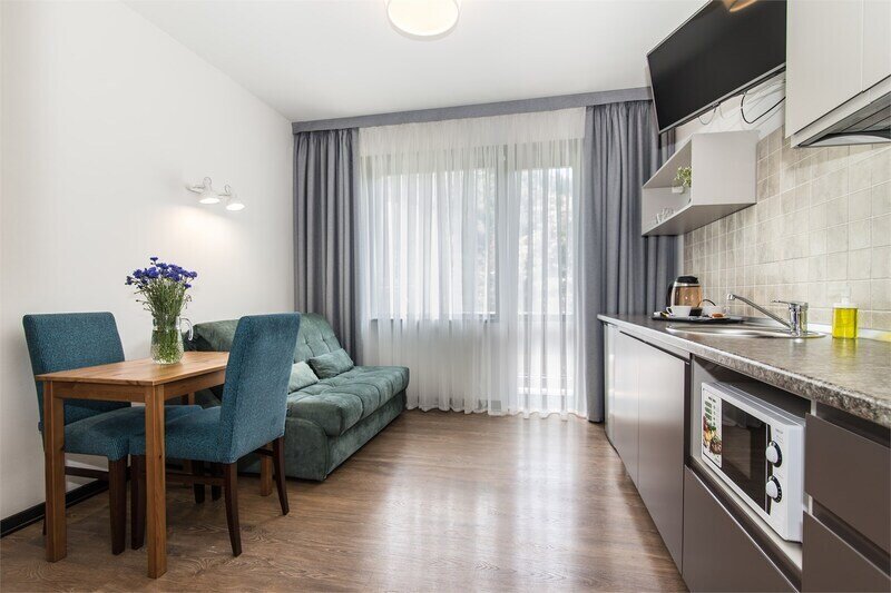 Семейный 4-местный  (с видом на горы)