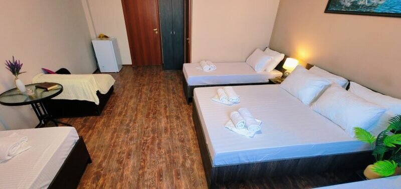 Полулюкс 6-местный