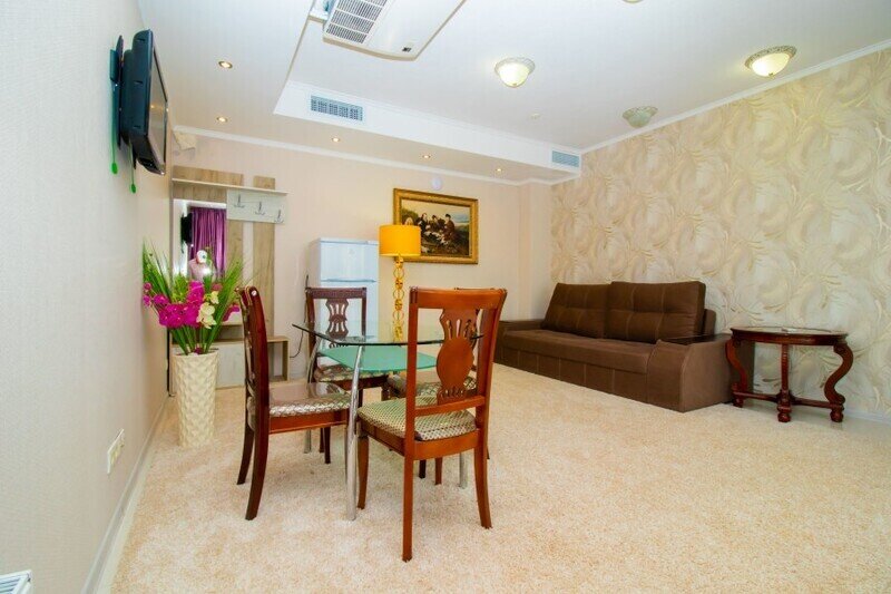 Люкс 4-местный 2-комнатный