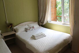 4-5 местный номер, Гостевой дом Морская корова, село Безверхово