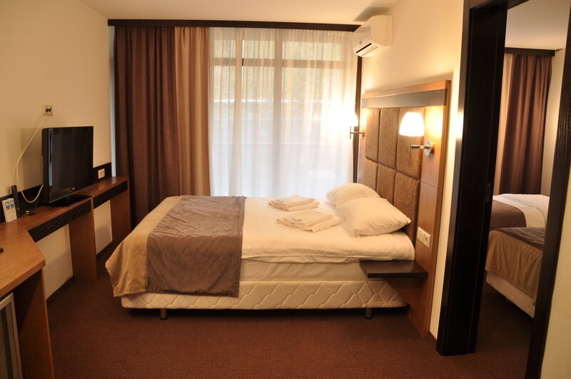 4-местный 2-комнатный (с балконом и видом во двор, корпус 1)