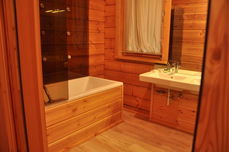 Коттедж 6-местный 4-комнатный 2-этажный