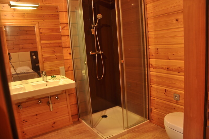 Коттедж 6-местный 4-комнатный 2-этажный