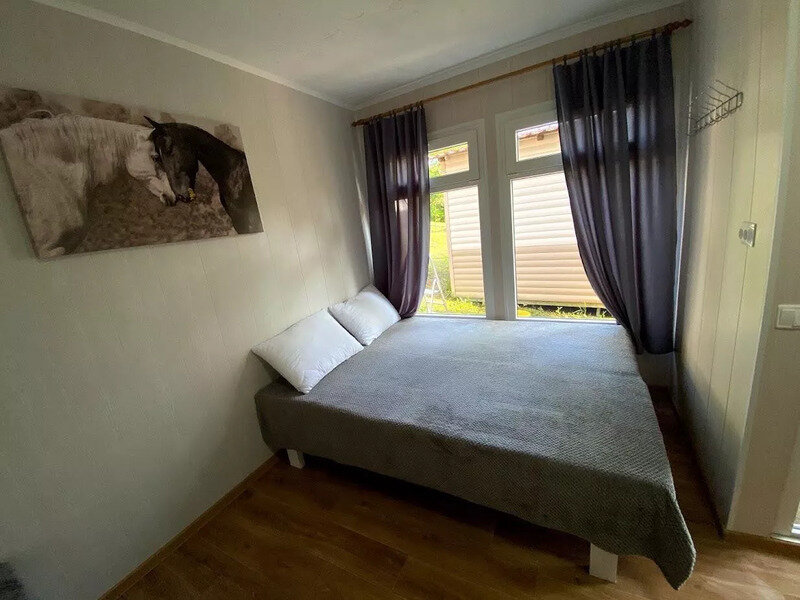 Молодежная (2, 11, 16, 20)