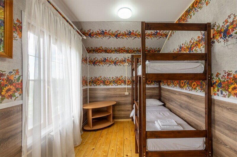 Дом 7-местный №7 (с беседкой)