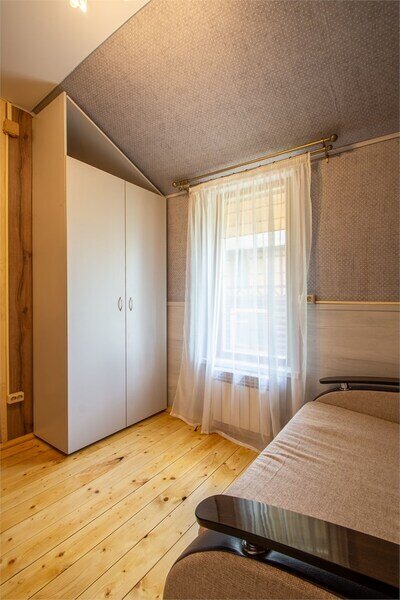 Дом 7-местный №7 (с беседкой)