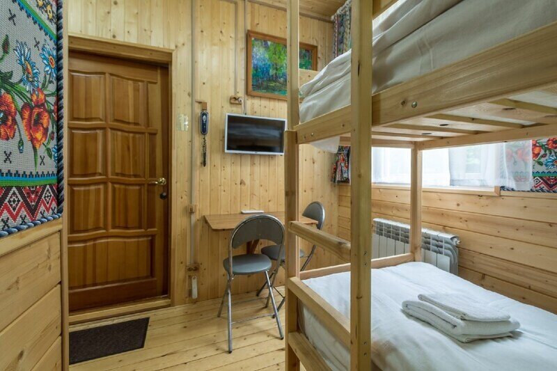 Номер 2-местный (двухъярусная кровать)