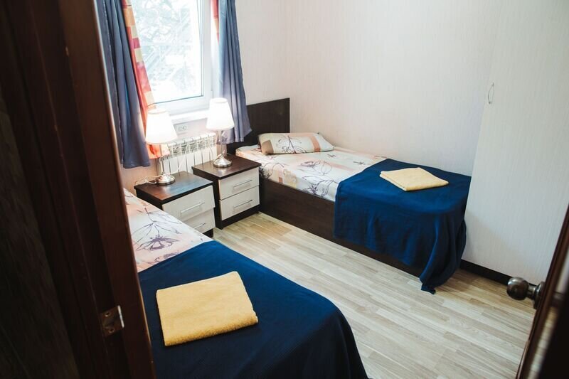 Номер 10 местный 2-этажный