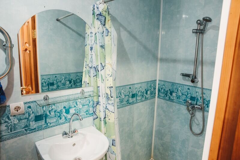 Номер 10 местный 2-этажный