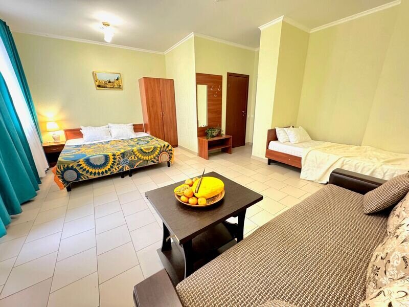 Улучшенный 5-местный 2-комнатный (с балконом)