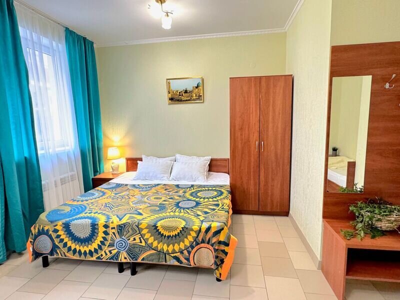 Улучшенный 5-местный 2-комнатный (с балконом)