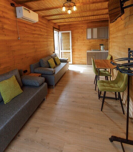 Домик 5-местный 2-комнатный