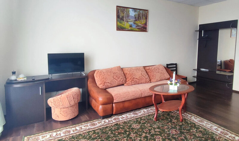 Полулюкс 2-местный (с балконом)