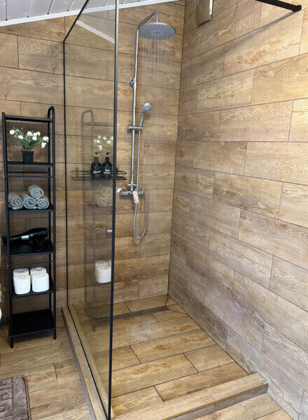 Дом 6-местный (с панорамными окнами)