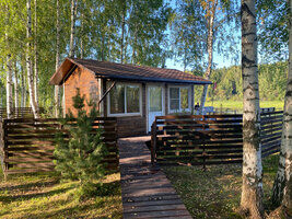 Дом у реки, Гостевой дом На Чеснаве, Чеснава