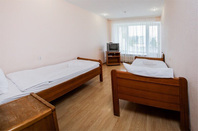 Стандартный 4-местный 2-комнатный (с балконом)