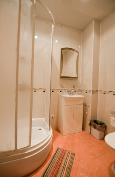 Полулюкс 2-местный 2-комнатный (3.3)