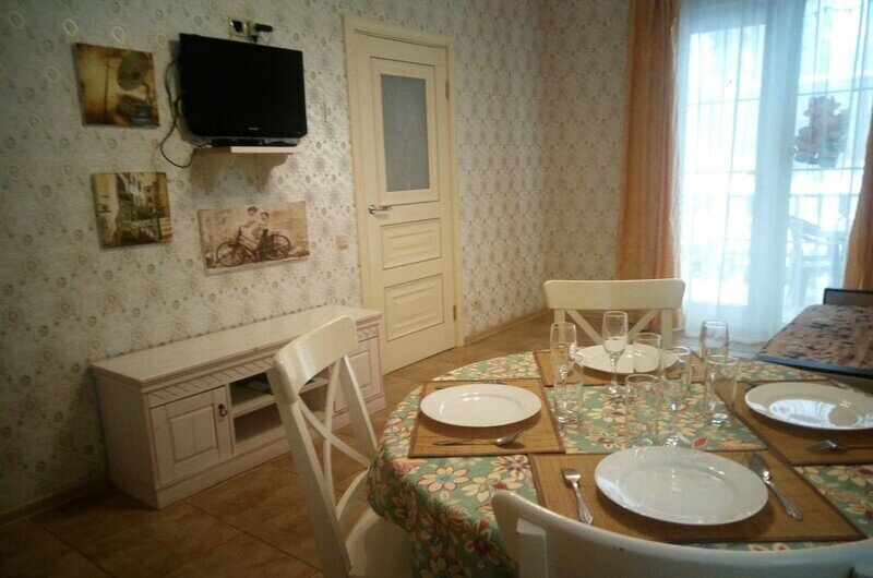 Коттедж 4-местный 2-комнатный Барвинок