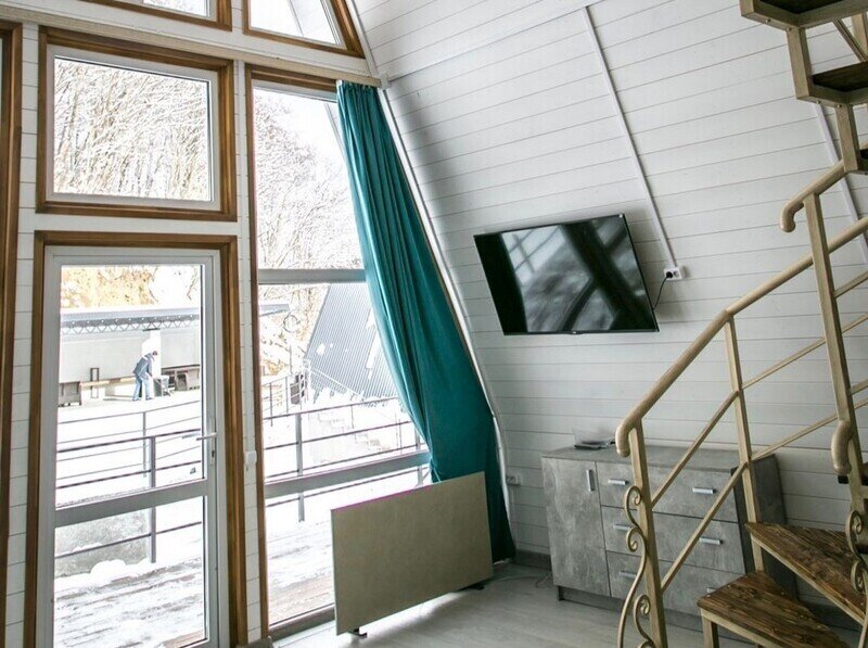 Афрейм 8-местный 2-комнатный