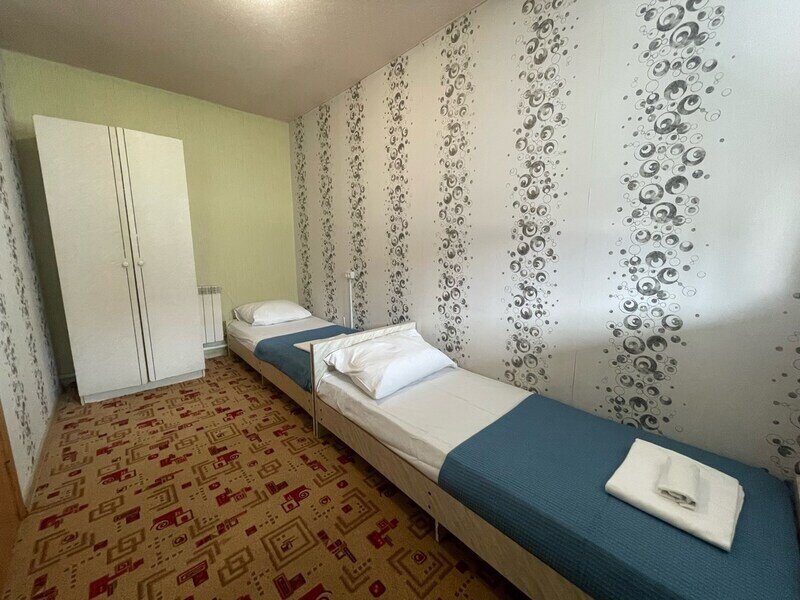 Стандартный 4-местный 2-комнатный