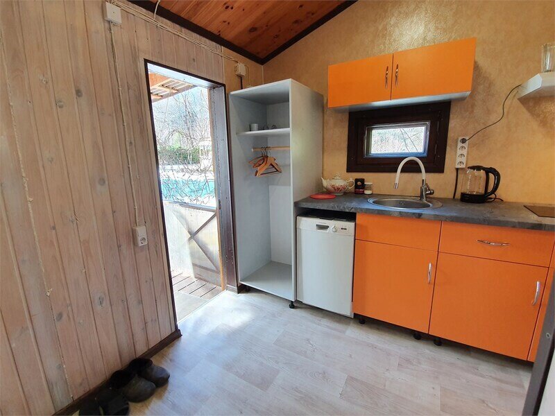 Коттедж ЛЕНИН 5-местный 2-комнатный